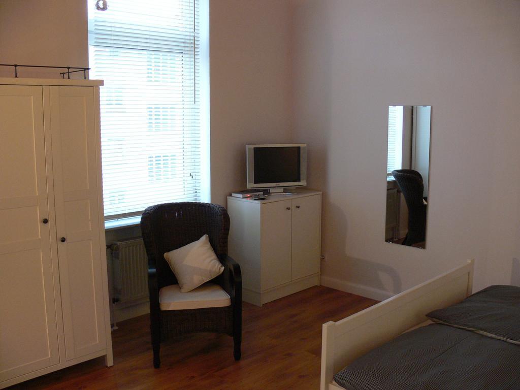 Appartamento Business Flat Bahnhofstrasse Wiesbaden Camera foto